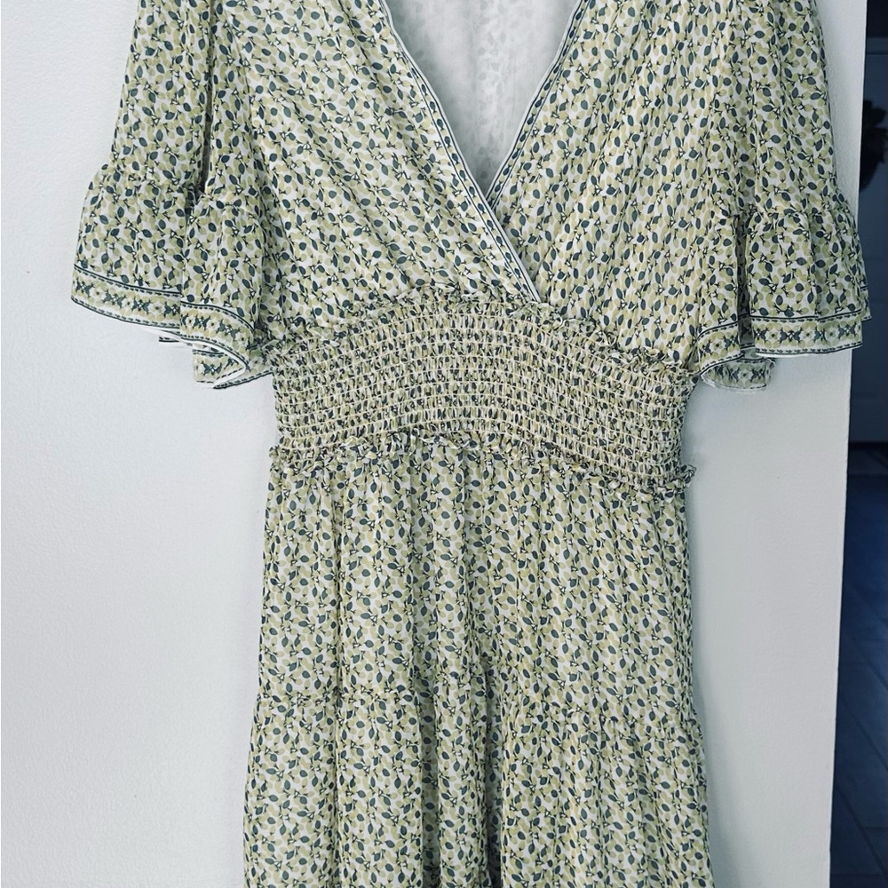 Max Studio printed dress, size L; Excellent pre-owned condition - Picture 2 of 5